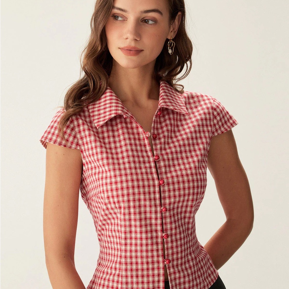 RIHOAS Red and White Checkered Blouse